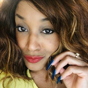 Meet your Posher, Lela